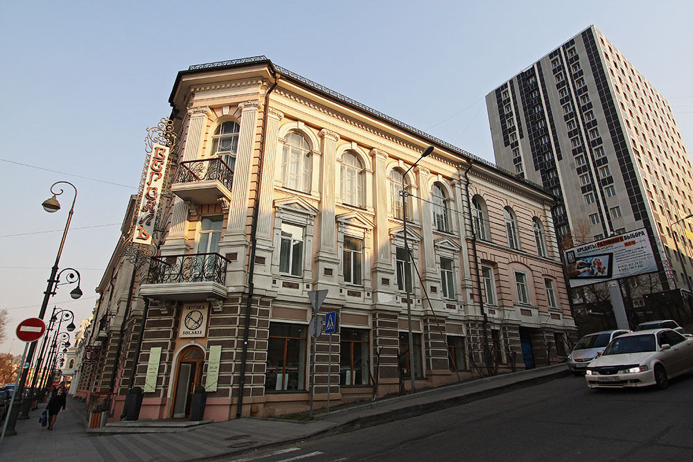 Hotel Versailles Vladivostok Dış mekan fotoğraf